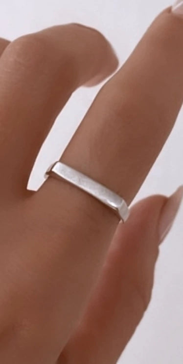 Anillo Plata Semi Cuadrado AN63
