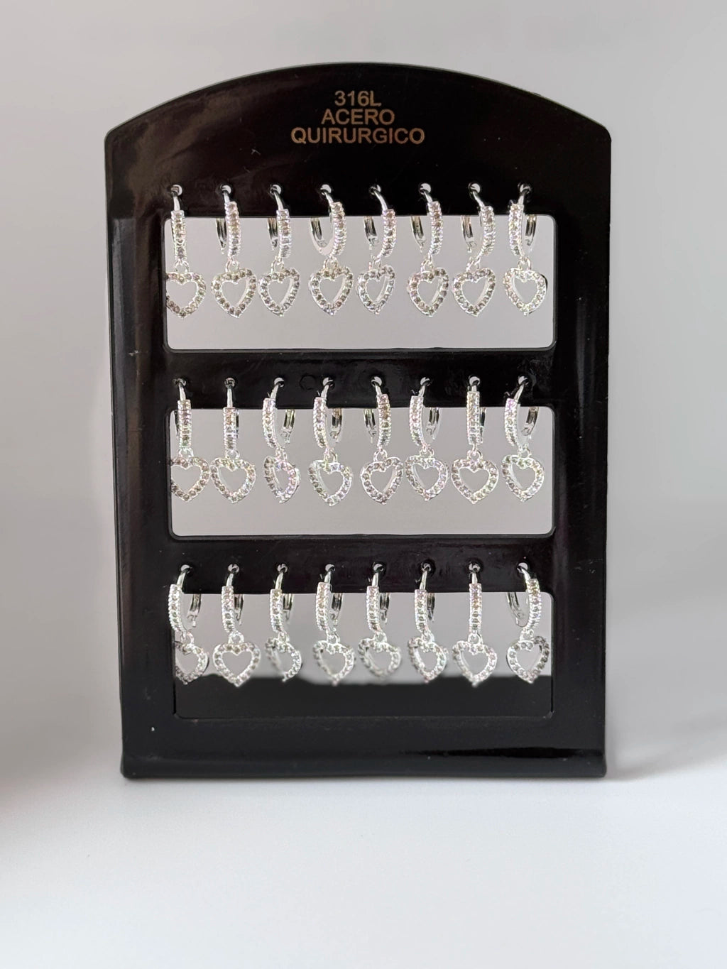 -118C Aritos acero blanco con colgante corazón pack 12