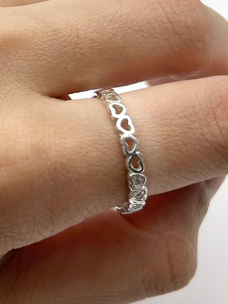 Anillo Corazones C/ CUBIC