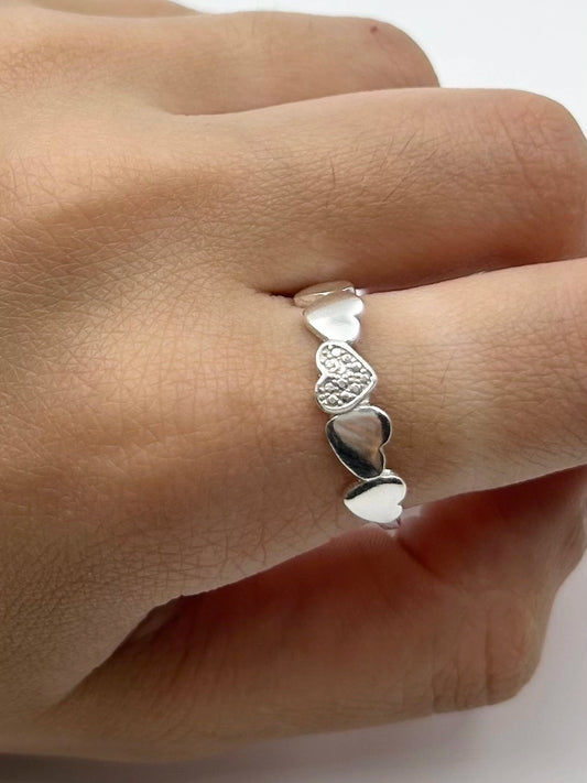 Anillo Corazones AN18