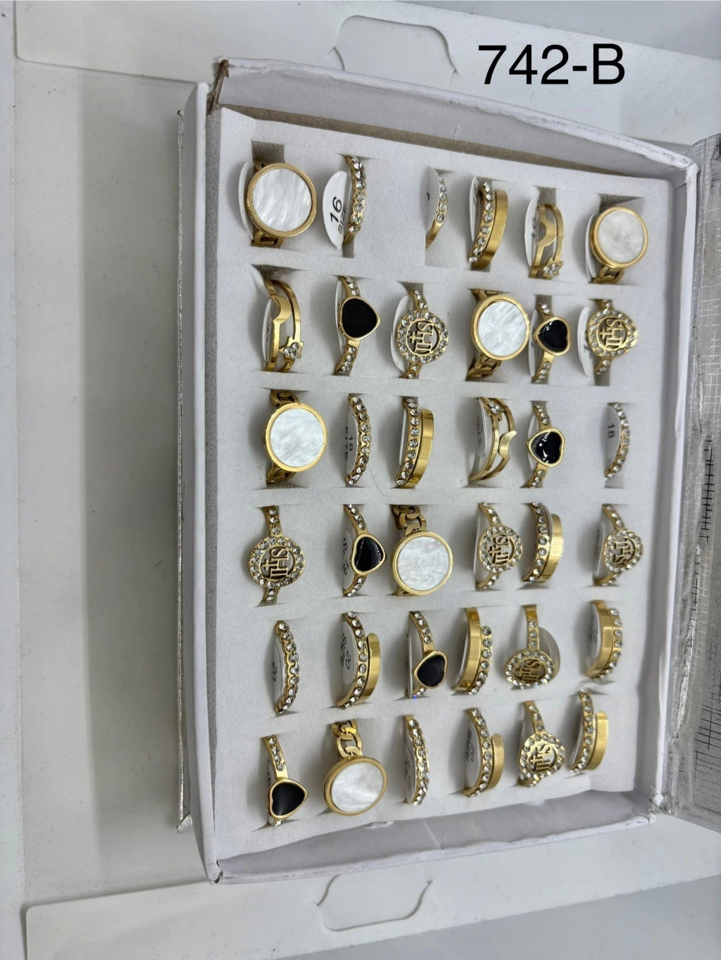 Anillos de acero dorado con strass 742-B