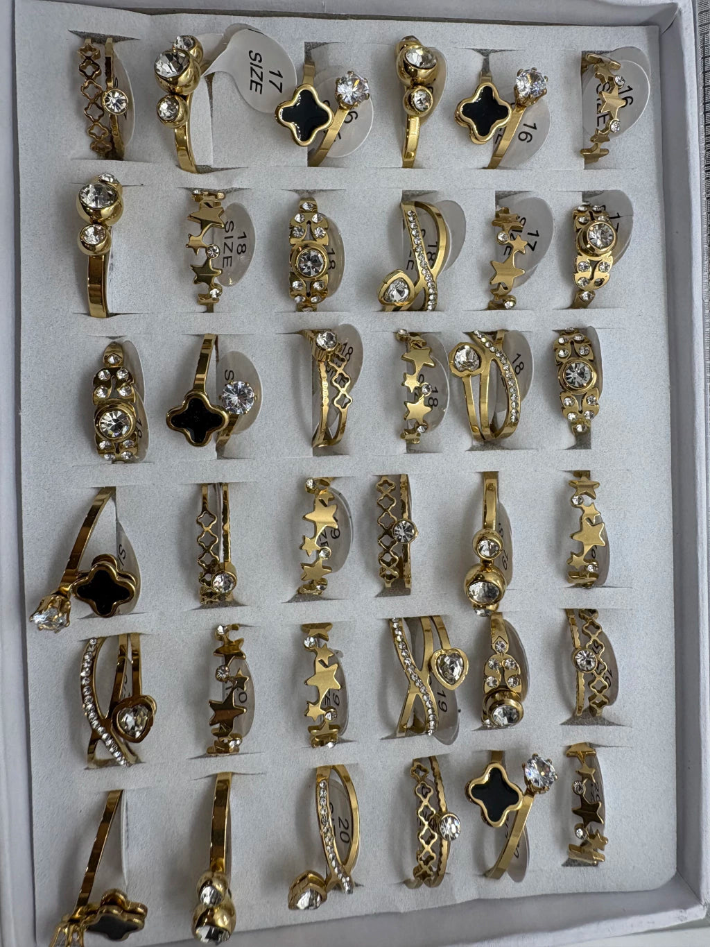 Anillos de acero dorado con strass 522-B