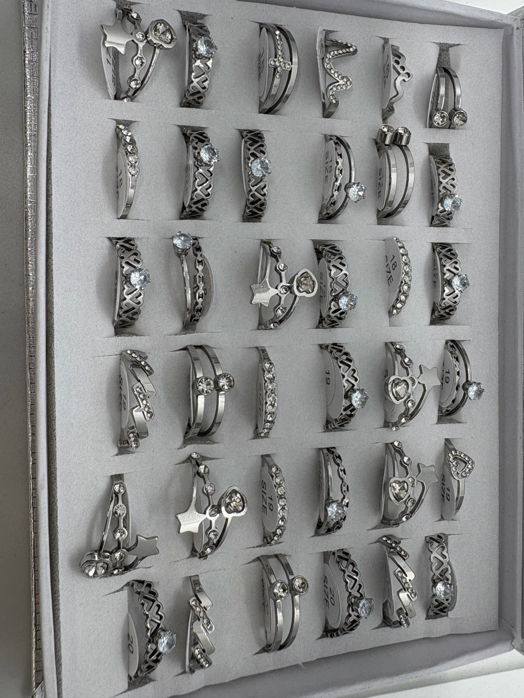 Anillos de acero con strass 739-A