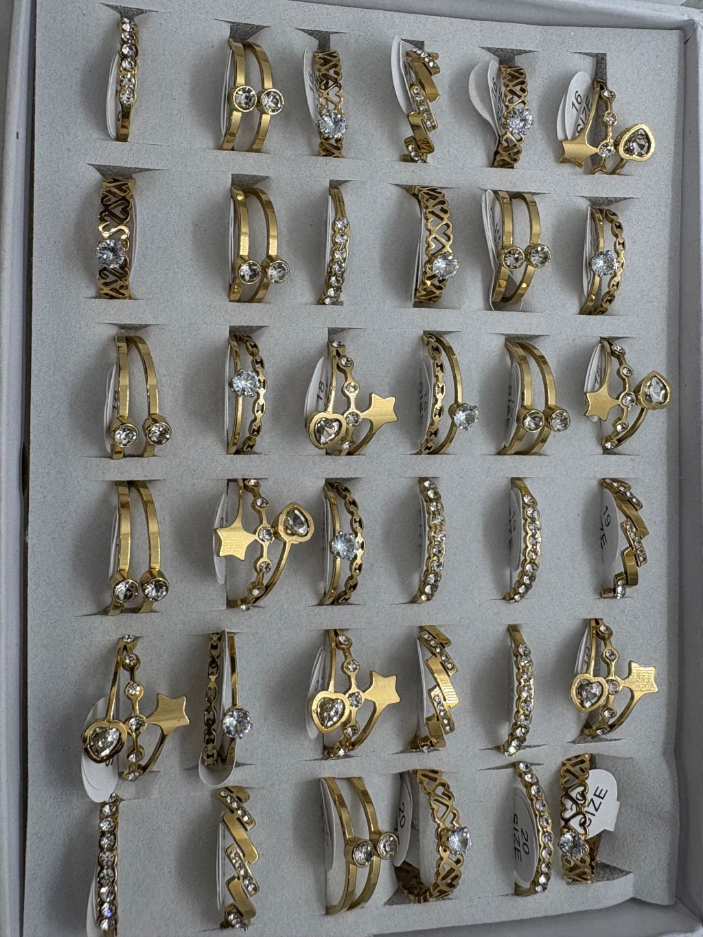 Anillos de acero dorado con strass 739-B