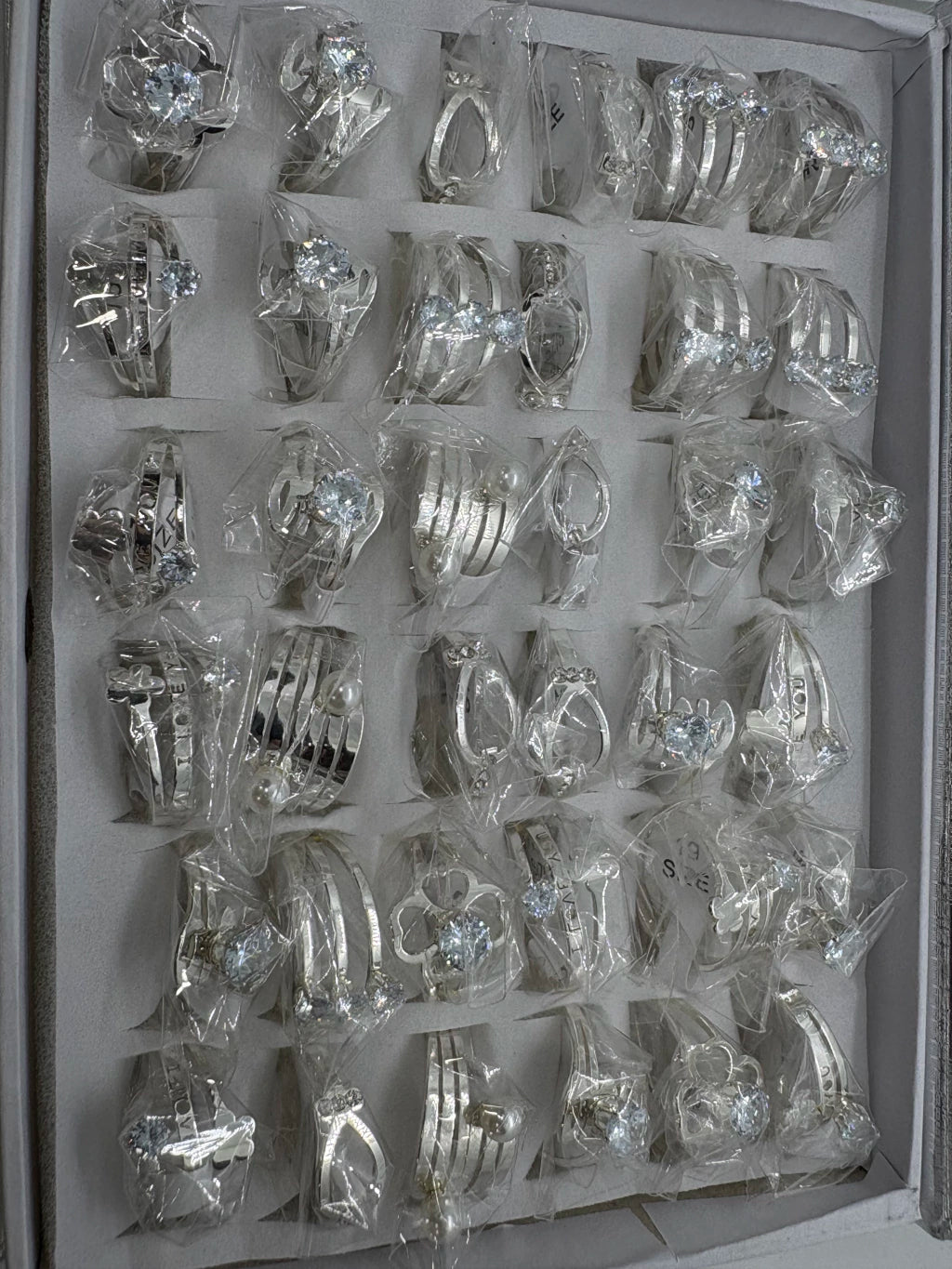 363-C Anillos de acero blanco con strass