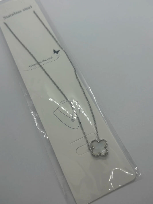 Collar de trébol de acero 12MM