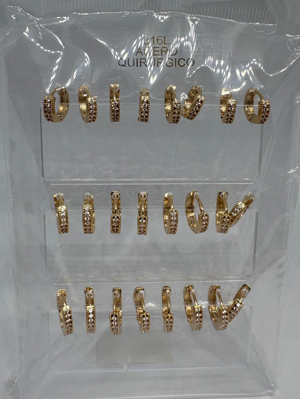 996B Aritos de acero dorado con strass x12