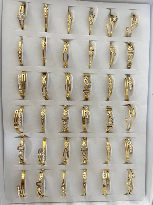 871B anillos de acero dorado con strass
