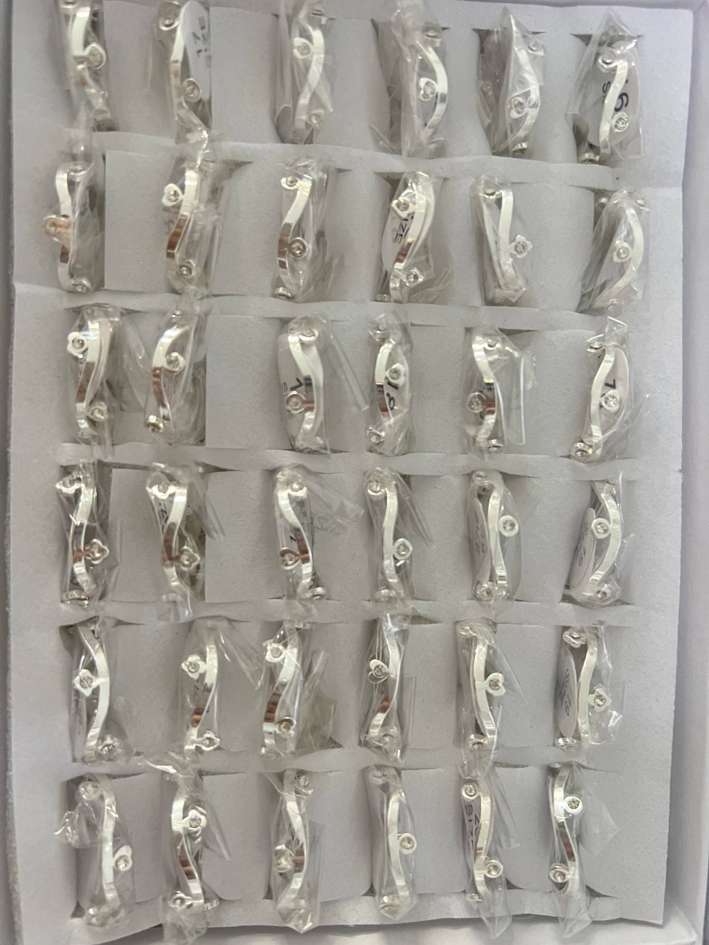 879C anillos de acero blanco con strass