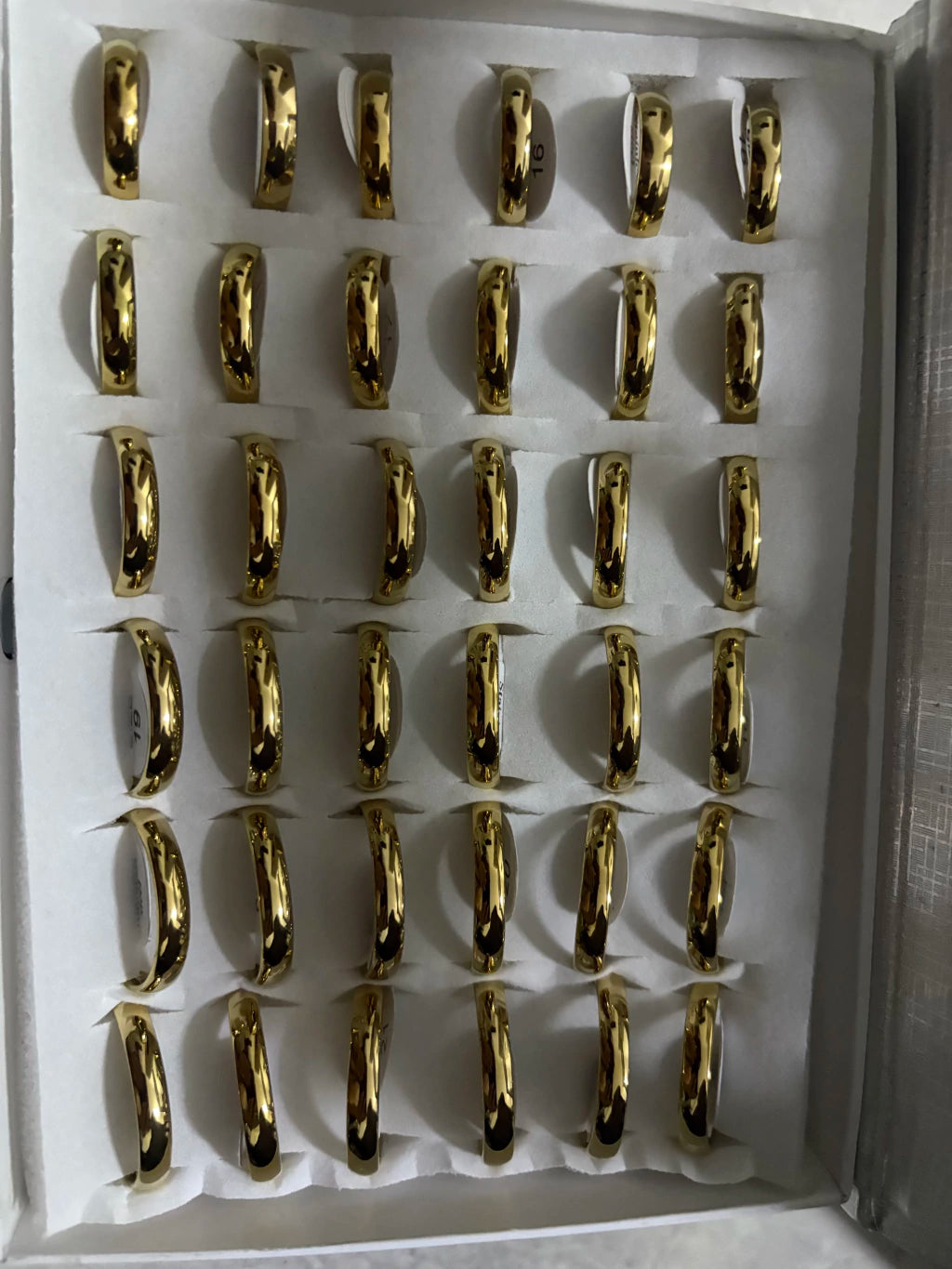 407-B-4mm Anillos lizos de acero dorado