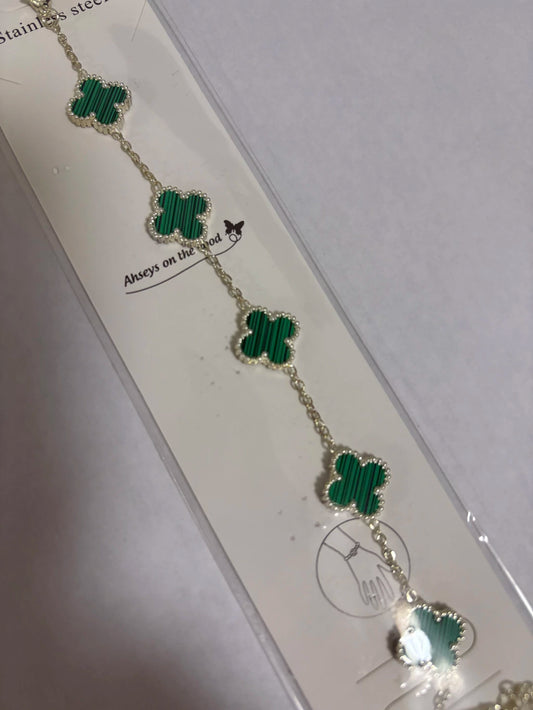 Pulsera de trébol de acero blanco (1)