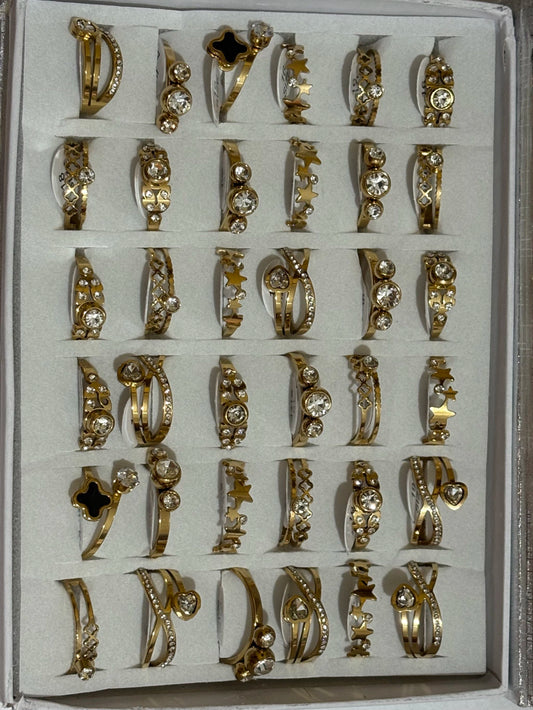 745B anillos de acero dorado con strass