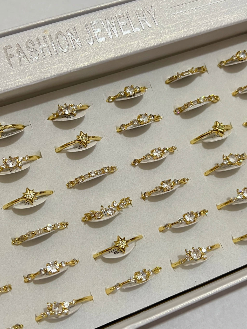 30002B anillos en dorado