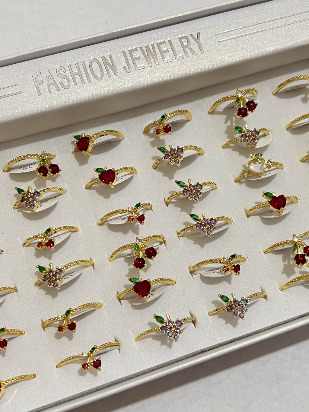 30001B anillos en dorado de cereza