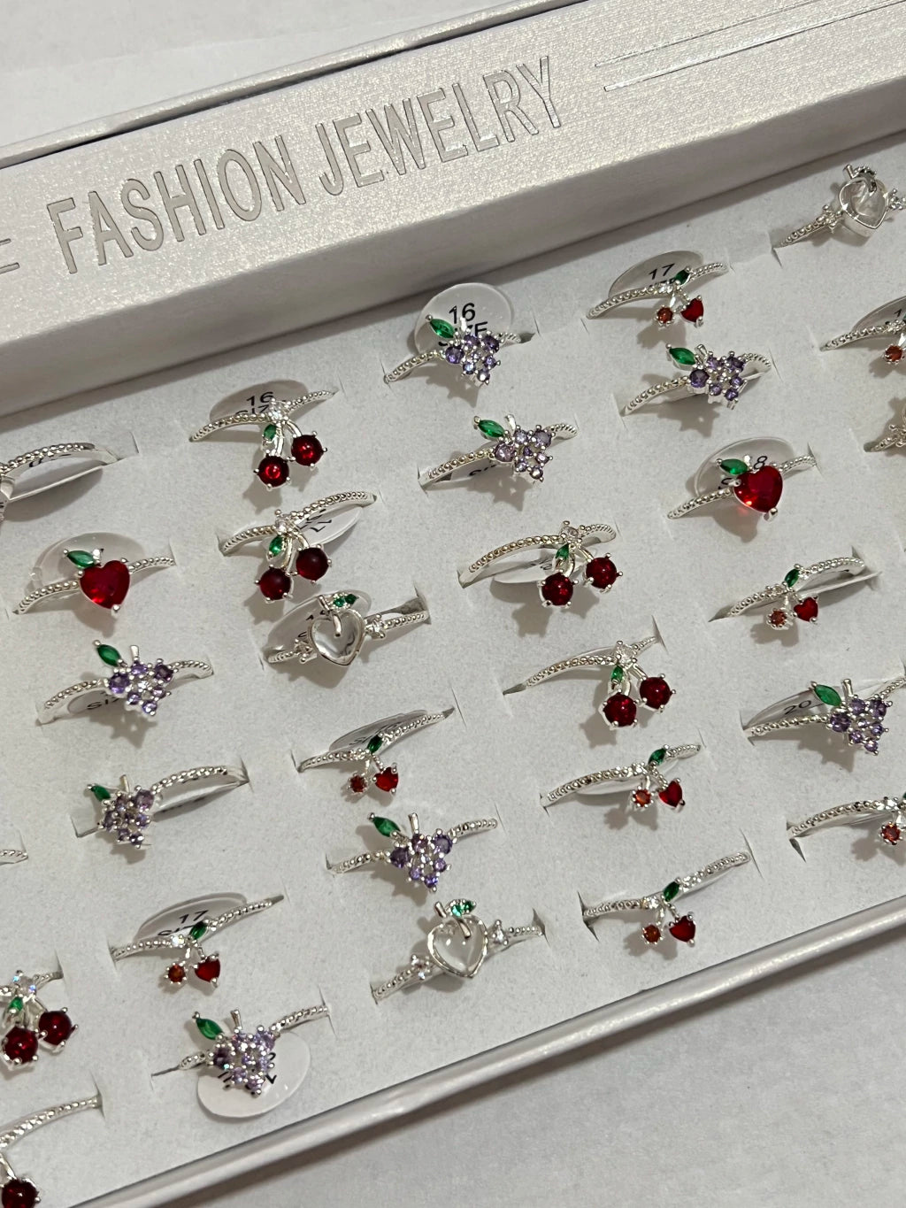 30001C anillos en blanco de cereza