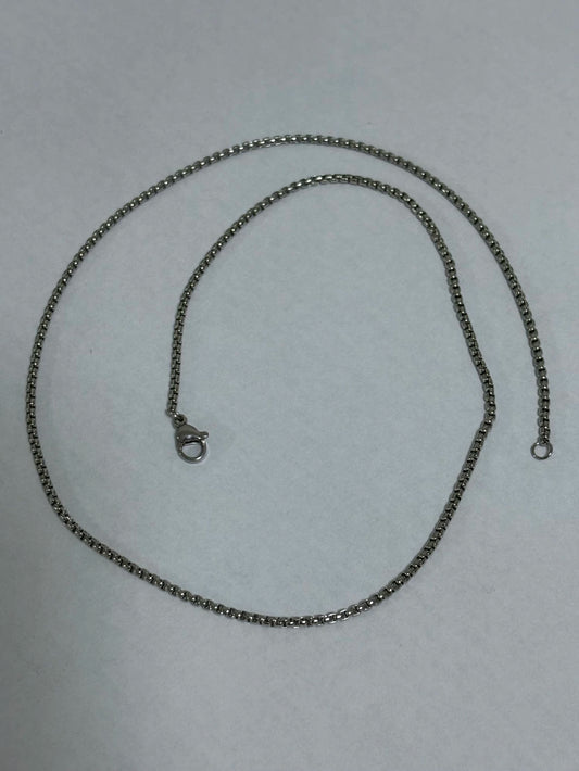 10409 0.9mm 50cm Collar de acero plateado
