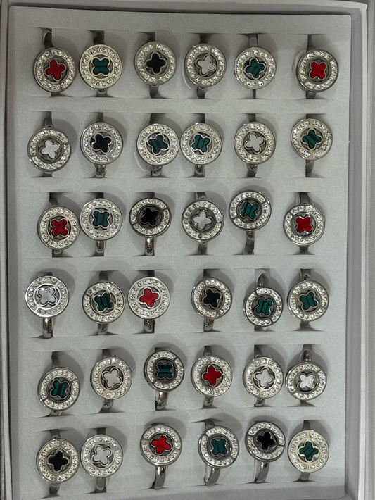 30159-2 Anillos de acero plateado con strass