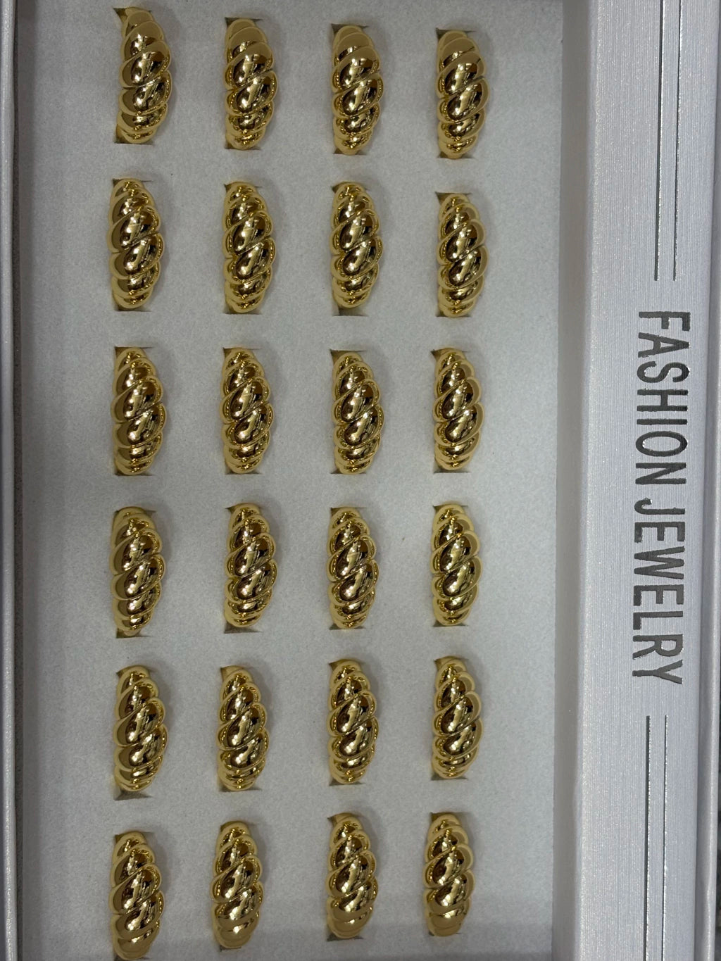 81290 Anillos de acero dorado lizo