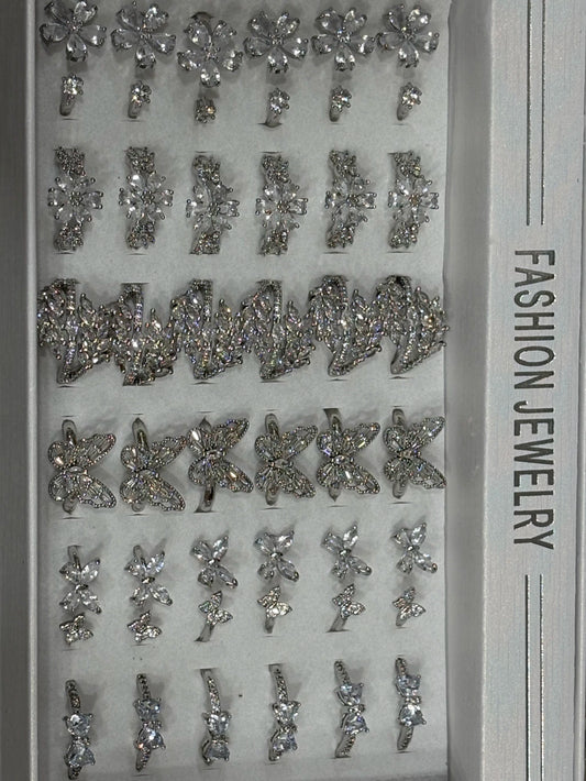 30015-A Anillos de acero plateado con strass