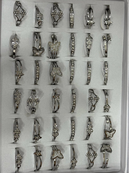 868-A Anillos de acero plateado con strass