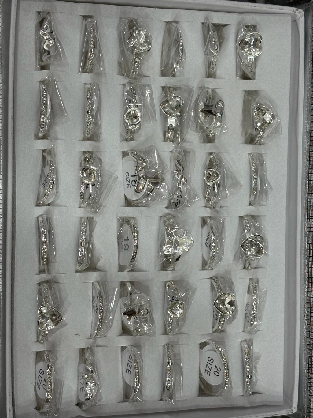 867-C Anillos de acero blanco con strass