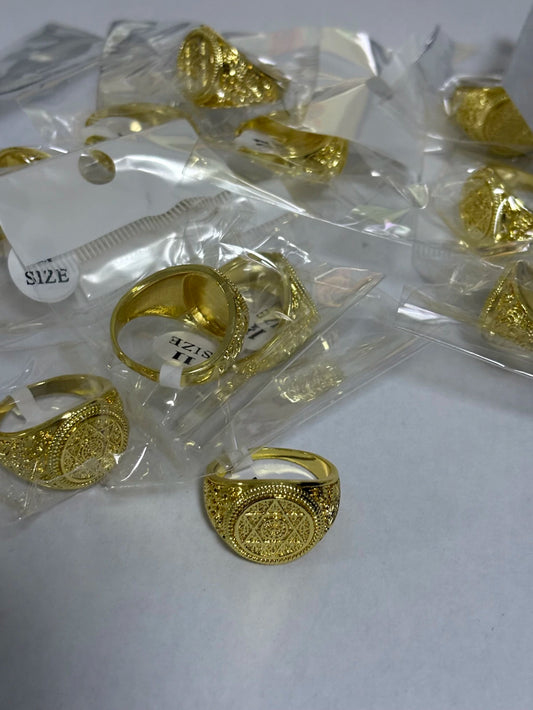 32-Anillos de acero dorado (7-13size)