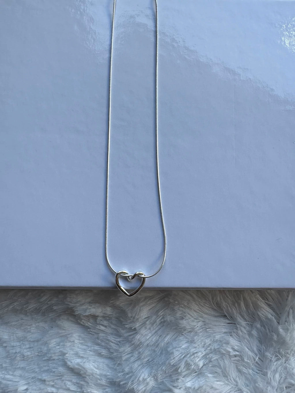 Collar acero blanco corazón