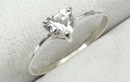 Anillo Corazón Con Piedra 5x5 AN02