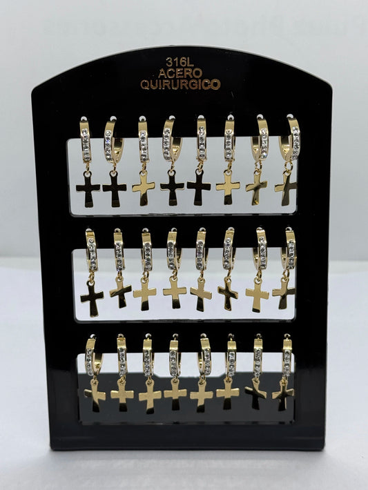 -137B cruz con strass y colgante
